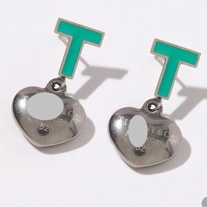 ❗️SALE❗️New silver plated fashion earrings